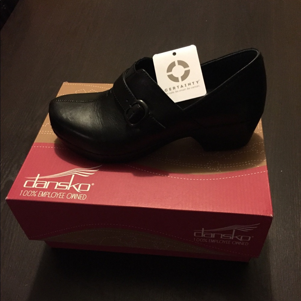 Certainty nurses shoes